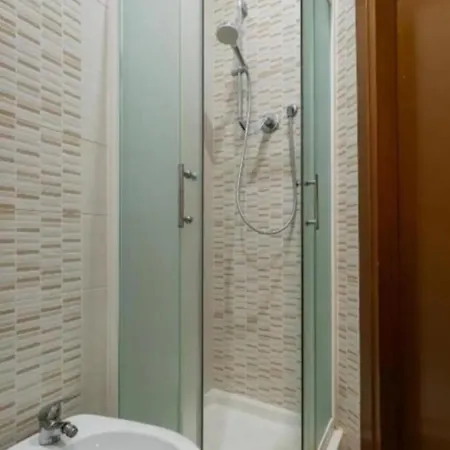 Duplex Apartment, Massarenti Lejlighed