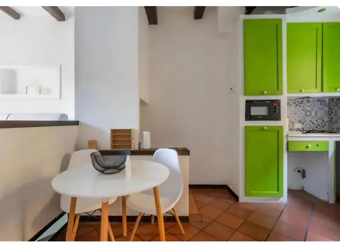 Duplex Apartment, Massarenti شقة *